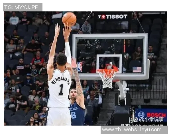 2017年NBA季后赛马刺与灰熊第四场激战回顾与精彩瞬间分析